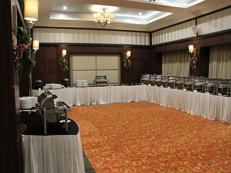 Quality Inn Viha Kumbakonam Bagian luar foto